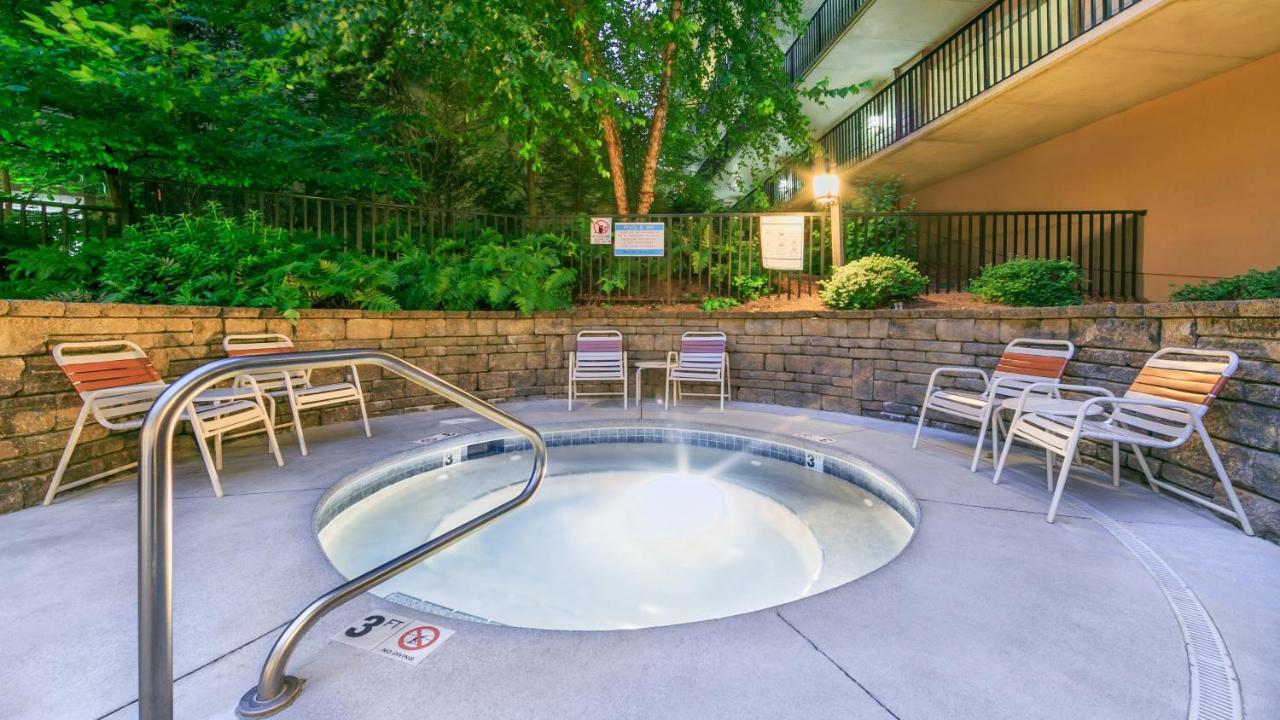 Holiday Inn Club Vacations Smoky Mountain Resort Gatlinburg Bagian luar foto